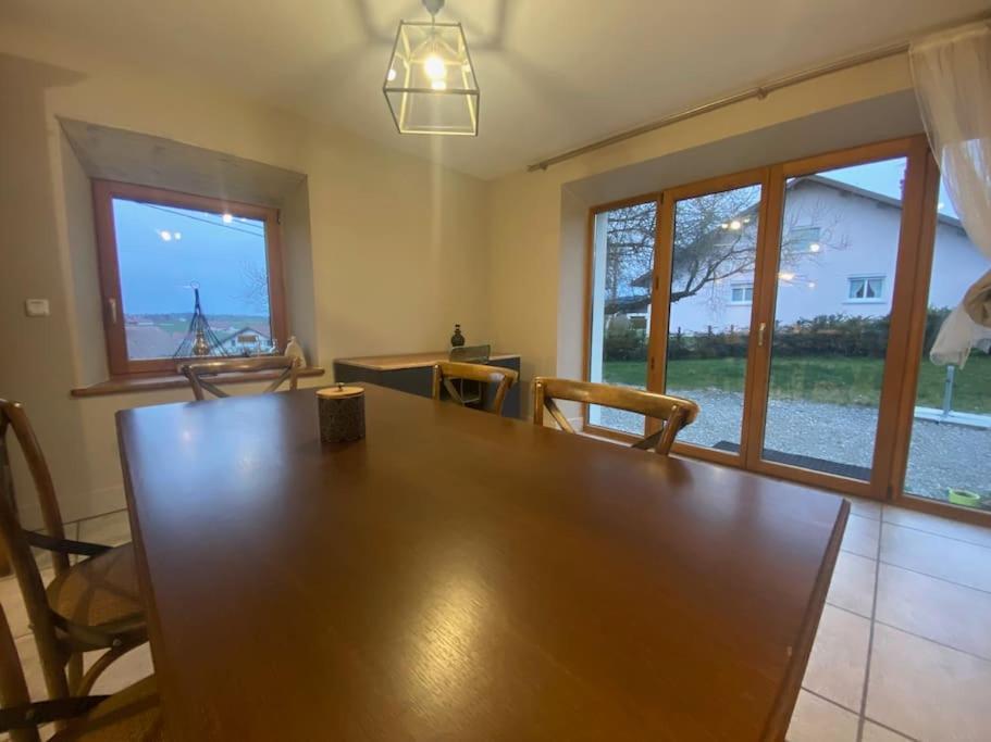 Logement Dans Maison + Exterieur Orchamps-Vennes Dış mekan fotoğraf